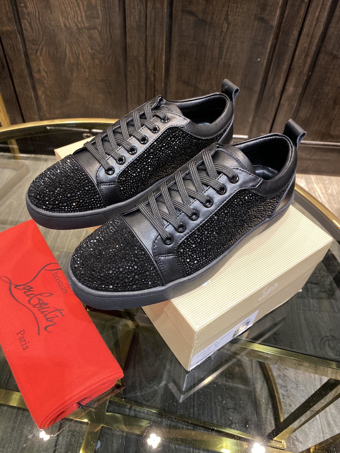 安全安いクリスチャンルブタンChristianLouboutin 靴 実物の写真 スーパーコピー必ず届く N品代引き可能国内発送後払い優良サイト